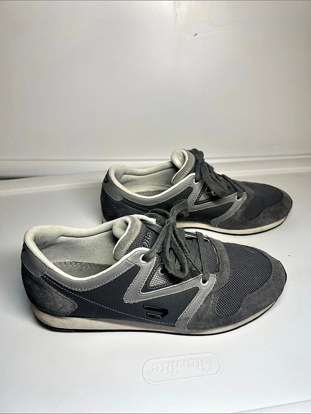 Diesel S-Serendipity Low Sneakers in Black & Gray Size 9